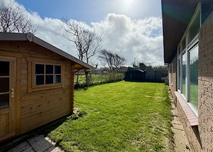 Holiday home Dunenblick